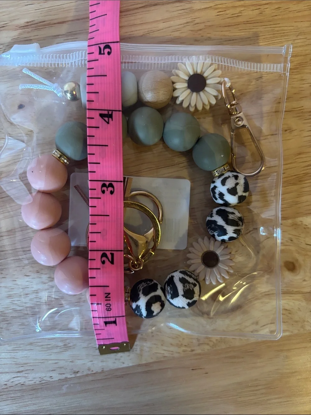 Woman’s Large Beaded Wristlet Keychain with Daisy, and Bagcharm,  NWT